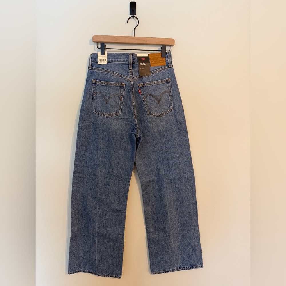 Levi's Women’s Ribcage Wide Leg Jeans - Picture 2 of 4